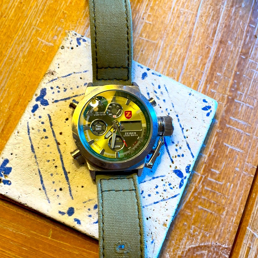 Zeiger Japanese movement sports watch